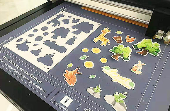 Package-Box_Tags_Crafts_Stickers-08